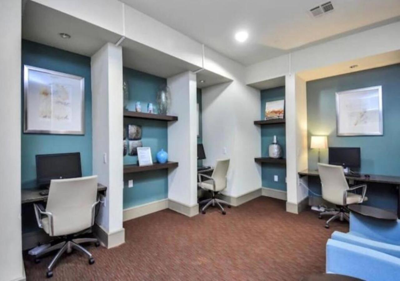 هيوستن Inviting 2Br - Gym, Pool, Biz Center & Free Parking! Walk 2 Nrg Stadium! Near Med Ctr, Galleria, & Rice Village المظهر الخارجي الصورة
