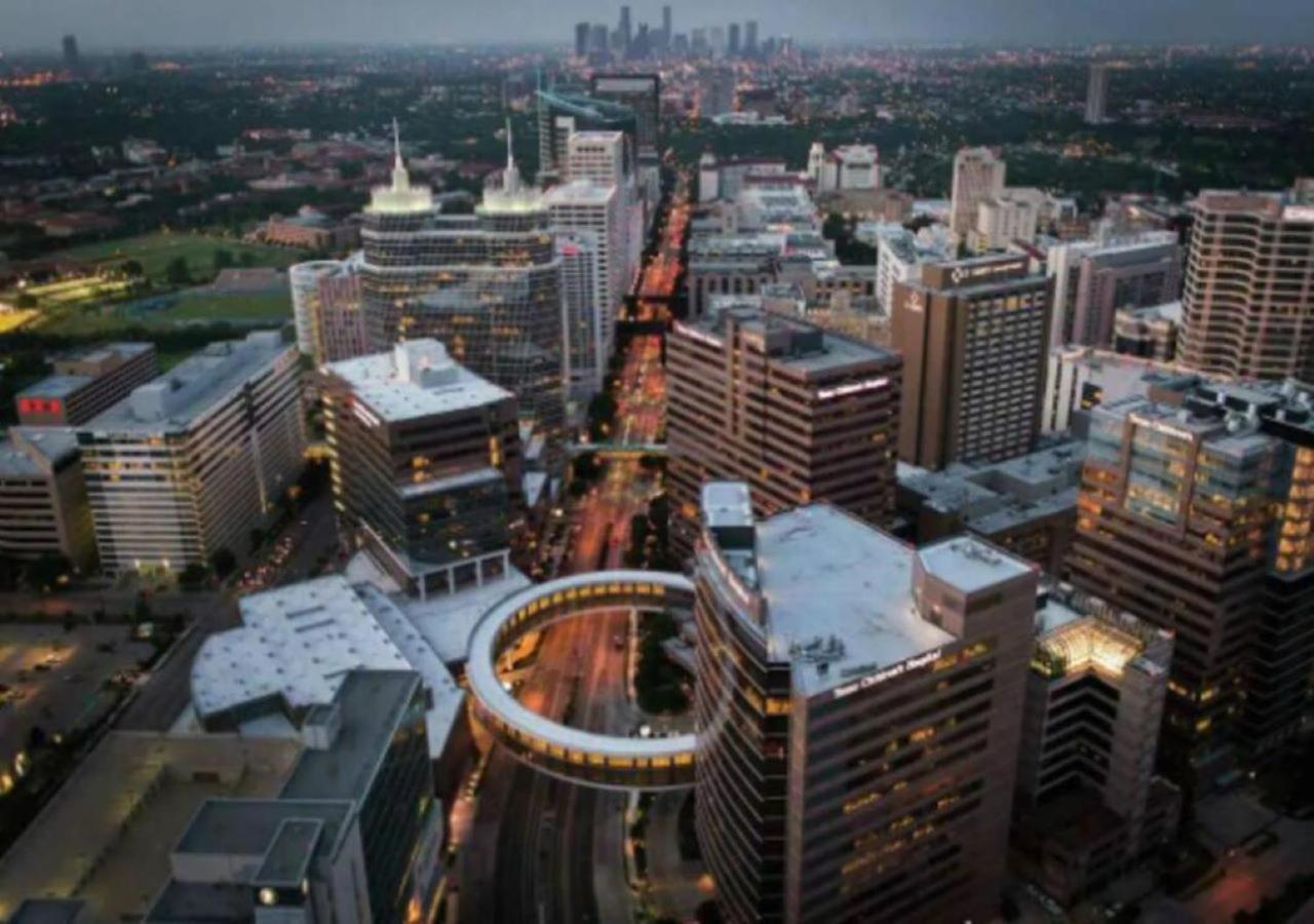 هيوستن Inviting 2Br - Gym, Pool, Biz Center & Free Parking! Walk 2 Nrg Stadium! Near Med Ctr, Galleria, & Rice Village المظهر الخارجي الصورة