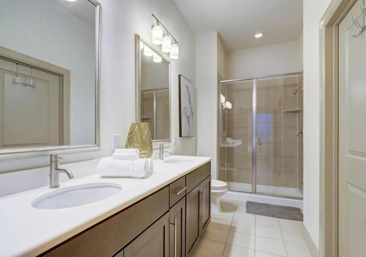 هيوستن Inviting 2Br - Gym, Pool, Biz Center & Free Parking! Walk 2 Nrg Stadium! Near Med Ctr, Galleria, & Rice Village المظهر الخارجي الصورة